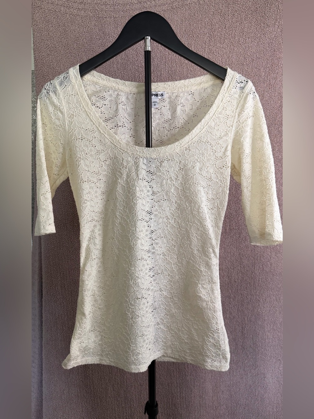 Express Women’s M Ivory Floral Lace Scoop Neck 3/4 Sleeve Top